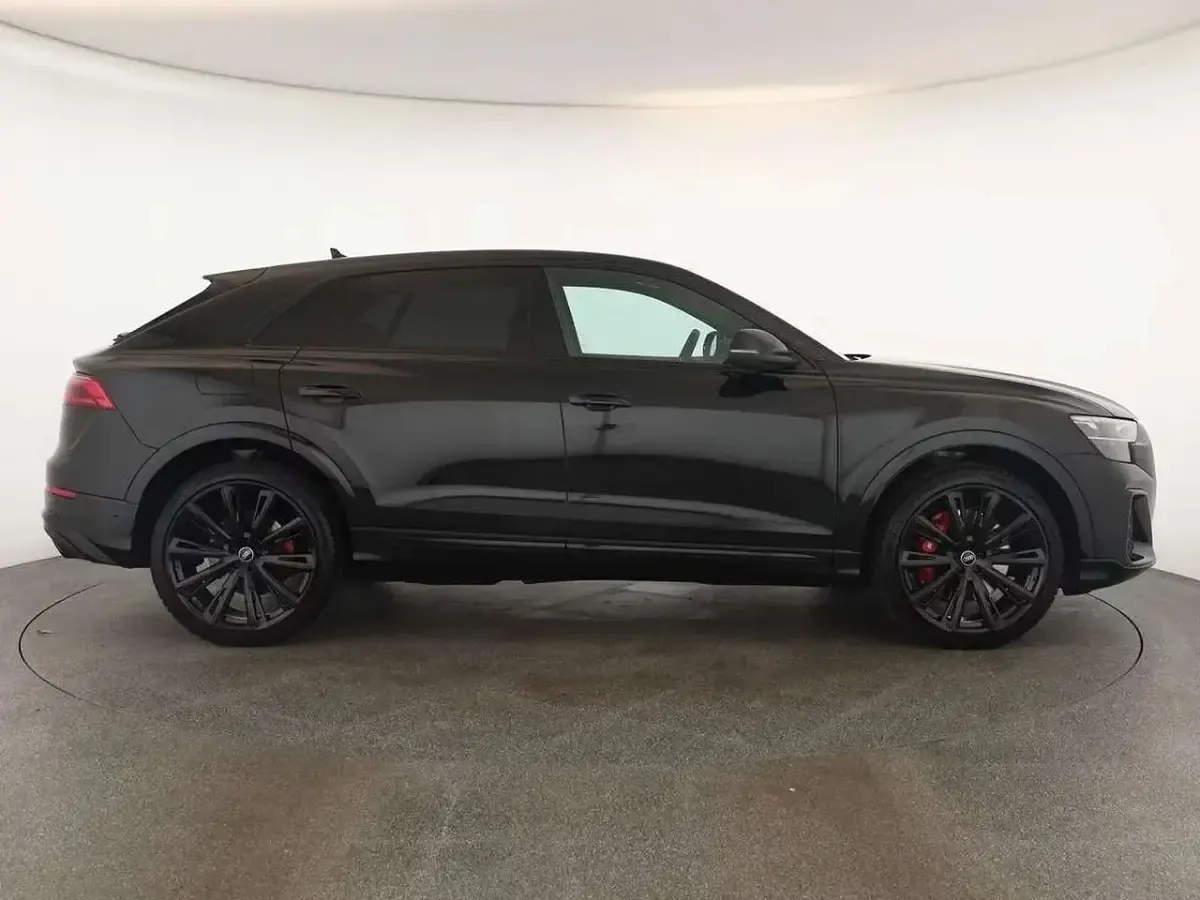 Usata Audi SQ8 Ambiente 507 CV (372 kW) 2025 Nera mito SUV