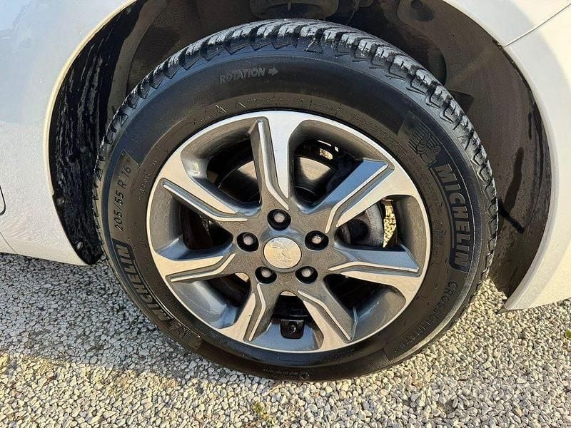 Usata Hyundai ix20 Xpossible 90 CV (66 kW) 2017 Bianco Utilitaria