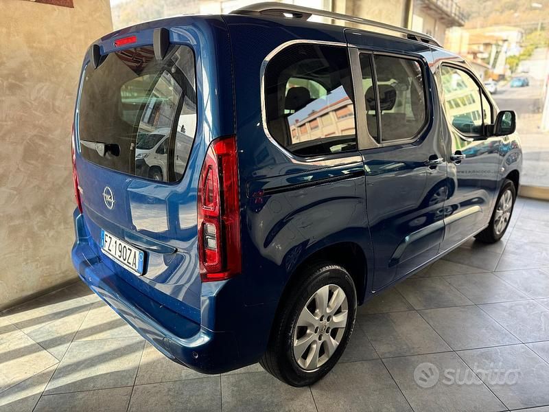 Usata Opel Combo Life Innovation 101 CV (74 kW) 2020 Blu Monovolume