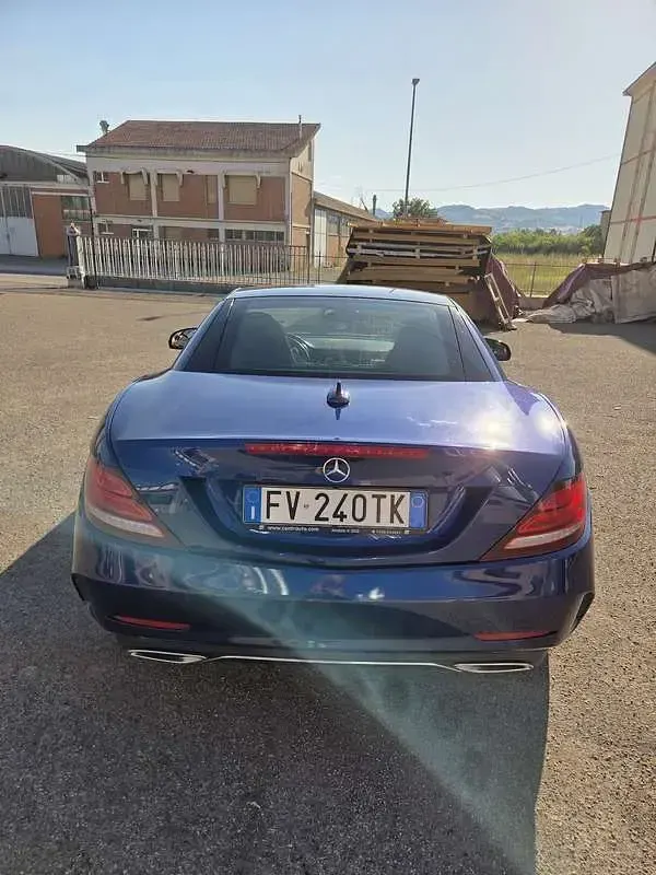 Usata Mercedes SLC200 Premium 184 CV (135 kW) 2019 Blu/azzurro Cabrio