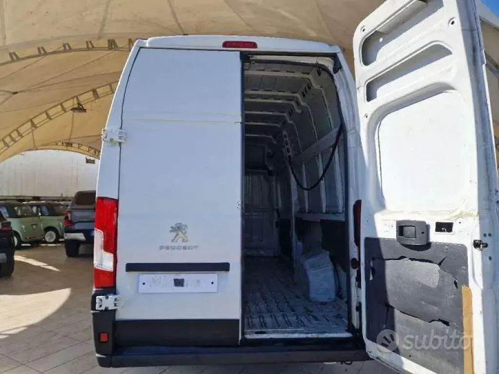 Usata Peugeot Boxer 165 CV (121 kW) 2021 Bianco Furgone