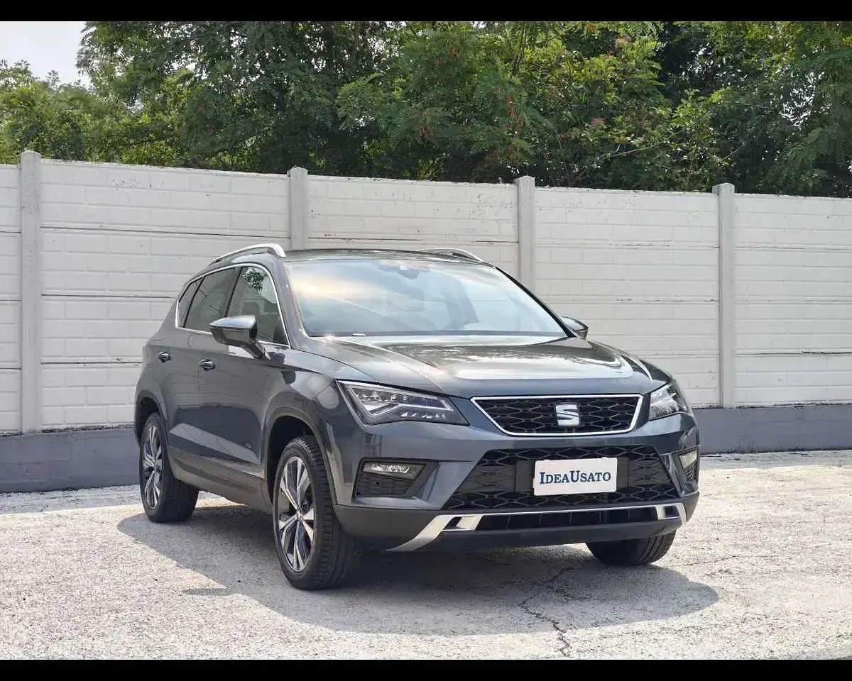 Usata Seat Ateca Ecomotive 116 CV (85 kW) 2019 Grigio SUV