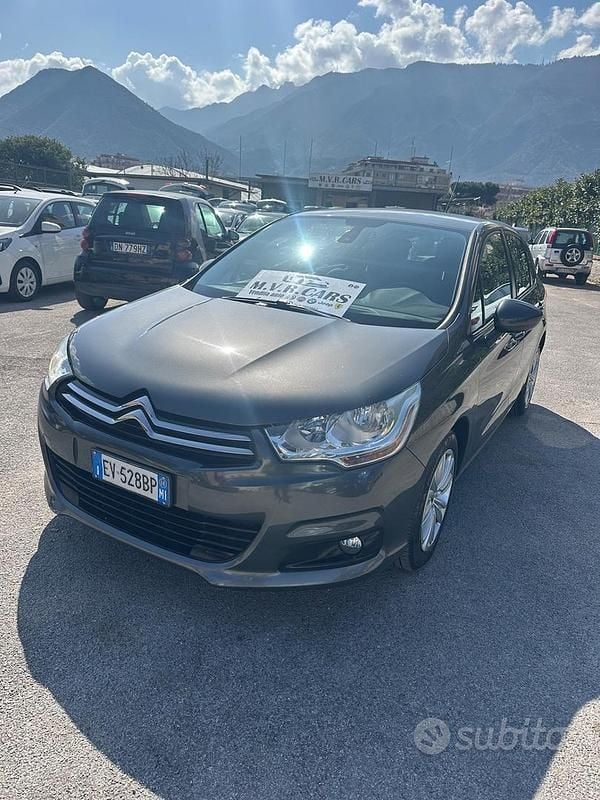 Usata Citroën C4 Exclusive 114 CV (83 kW) 2014 Grigio Berlina