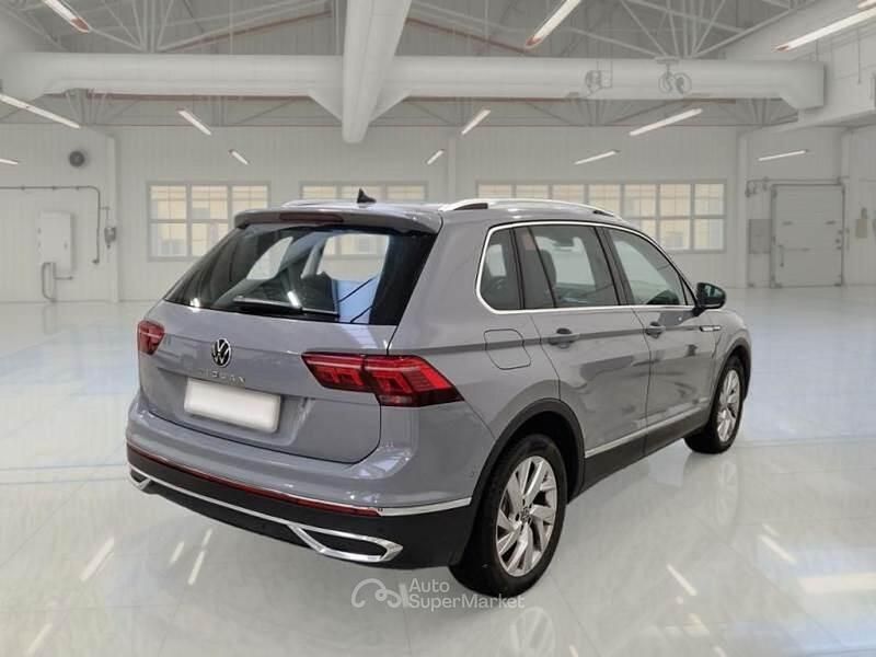 Usata VW Tiguan 151 CV (111 kW) 2021 Gray SUV