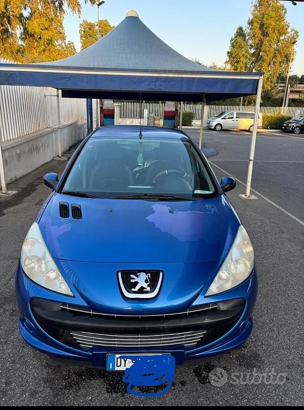 Blu Usata 2009 Peugeot 206+ Due volumi | 2400 € (Buon prezzo) - Immagine 1/4