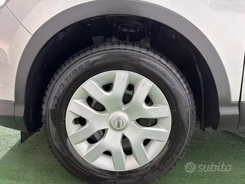 Usata Nissan Qashqai Acenta 110 CV (80 kW) 2014 Grigio SUV