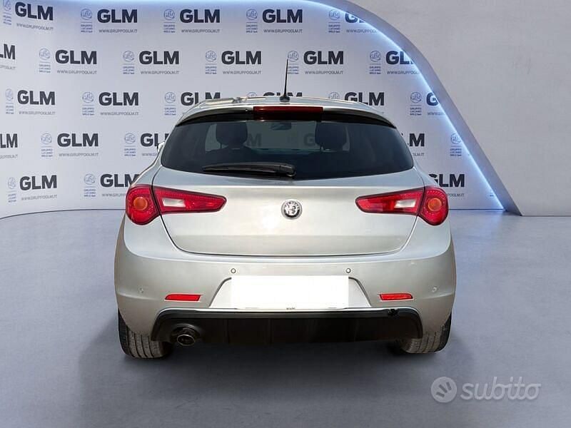 Usata Alfa Romeo Giulietta Business 120 CV (88 kW) 2019 Grigio Utilitaria
