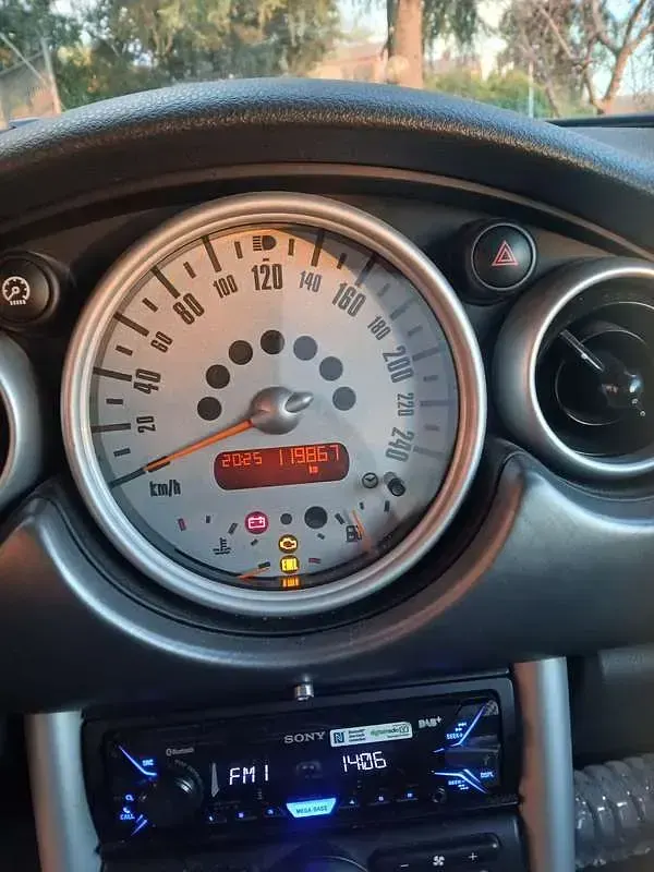 Usata Mini Cooper S 170 CV (125 kW) 2005 Giallo Utilitaria