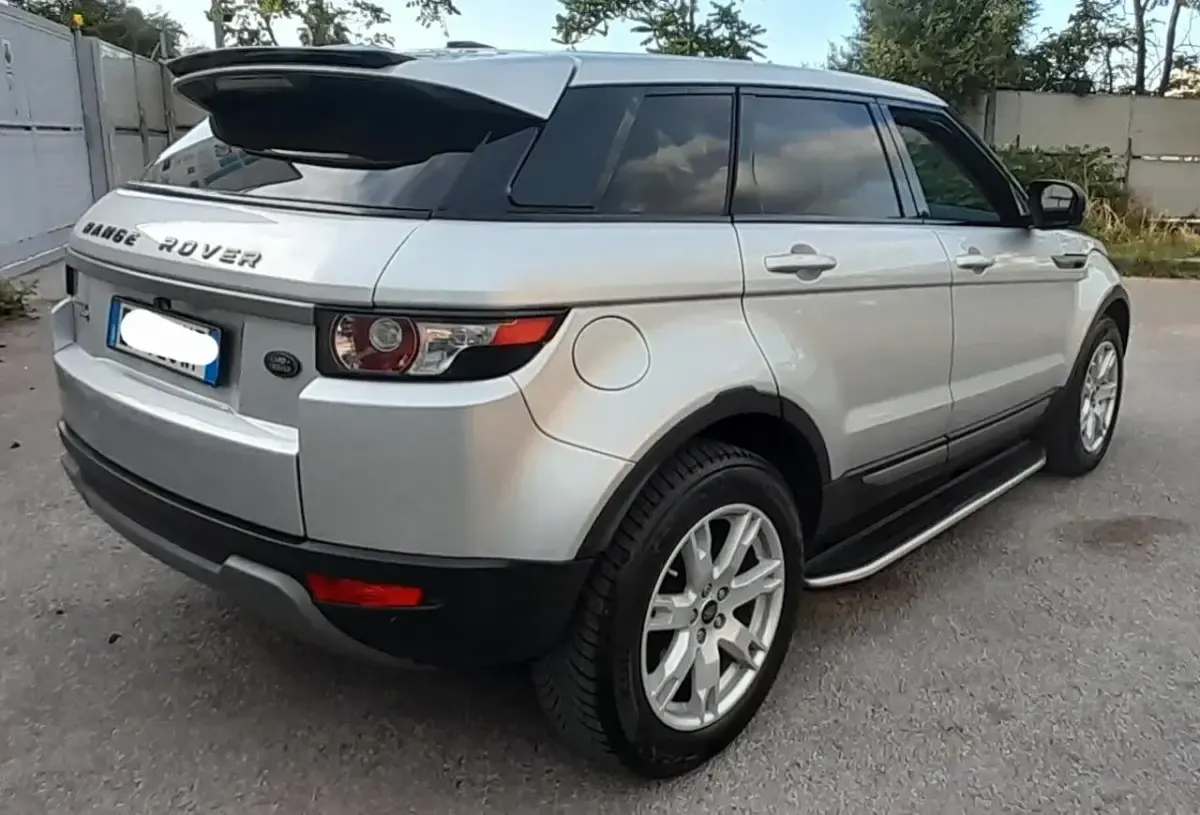 Usata Land Rover Range Rover evoque Dynamic 150 CV (110 kW) 2012 Argento SUV