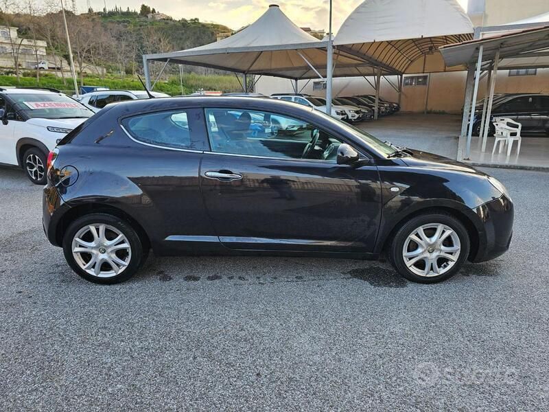 Usata Alfa Romeo MiTo Distinctive 95 CV (69 kW) 2012 Nero Utilitaria