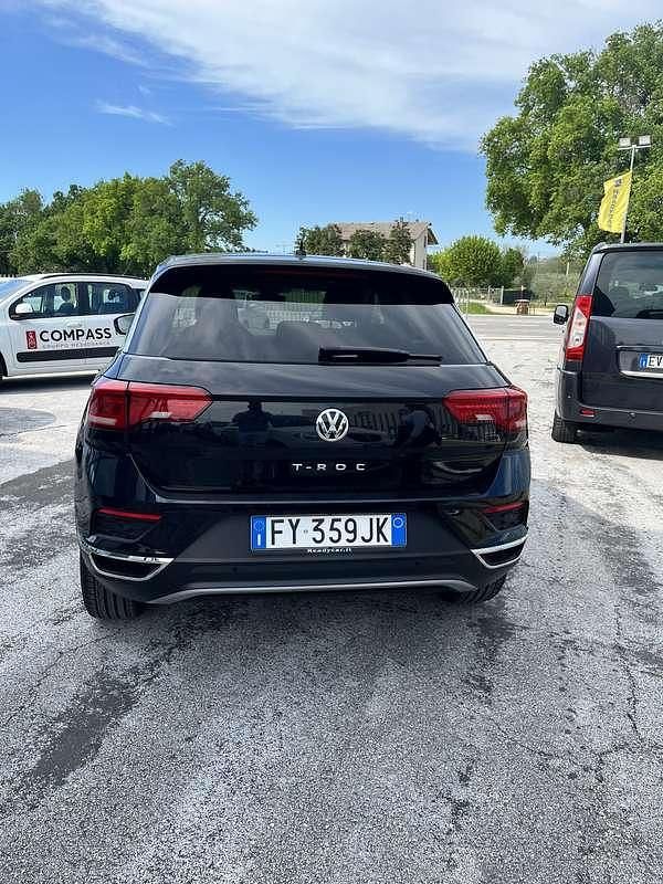 Usata VW T-Roc Style 116 CV (85 kW) 2019 Nero SUV