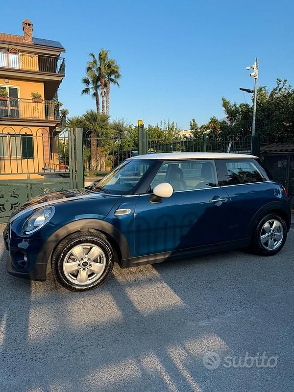 Usata Mini Cooper D 116 CV (85 kW) 2017 Utilitaria