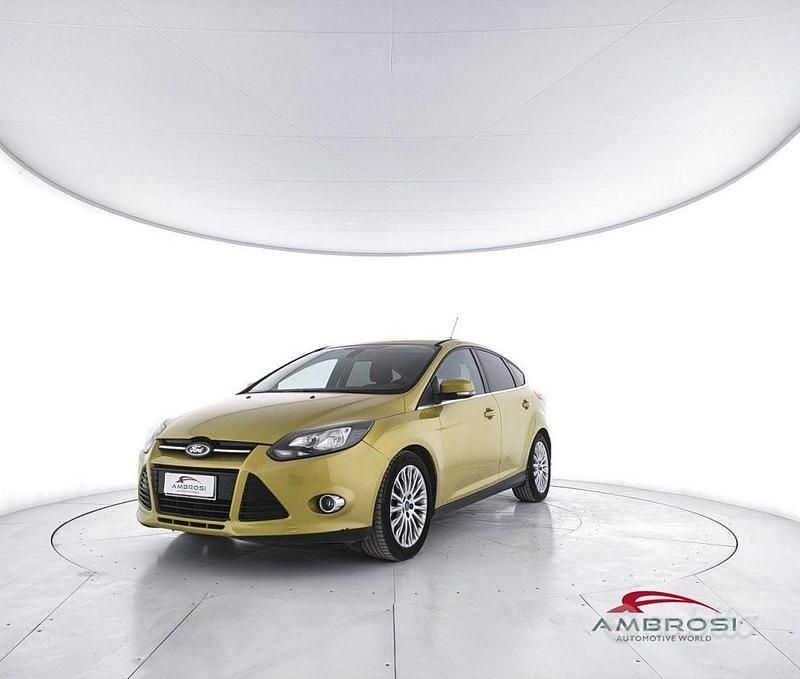Usata Ford Focus Titanium 115 CV (84 kW) 2011 Giallo