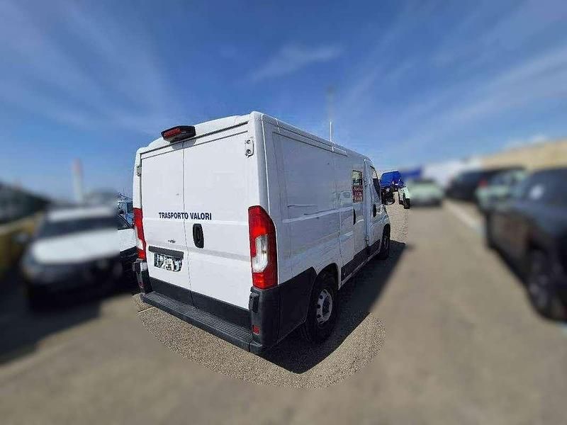 Usata Fiat Ducato 140 CV (102 kW) 2021 Bianco Furgone