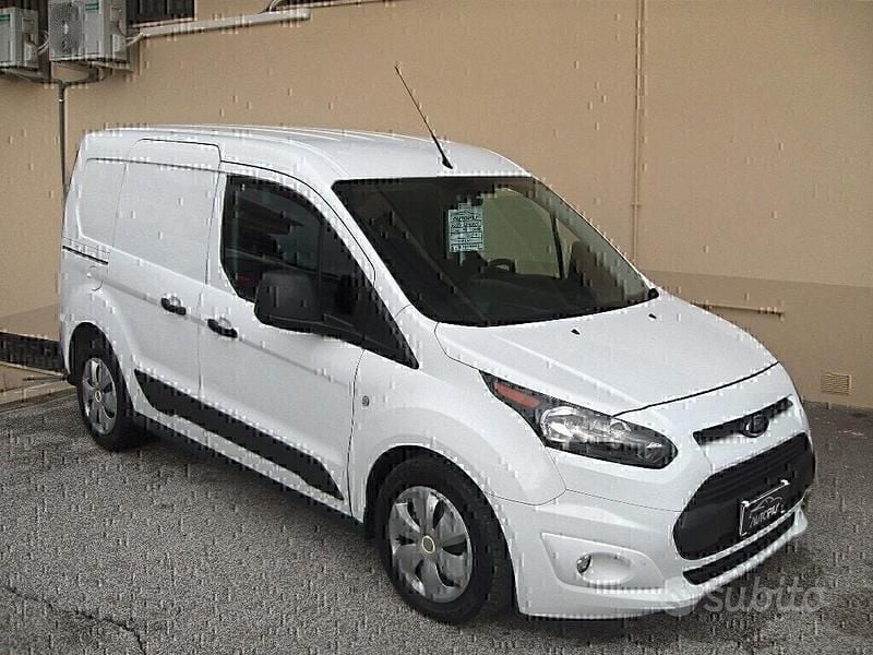 Usata Ford Tourneo Connect 101 CV (74 kW) 2017 Bianco Monovolume