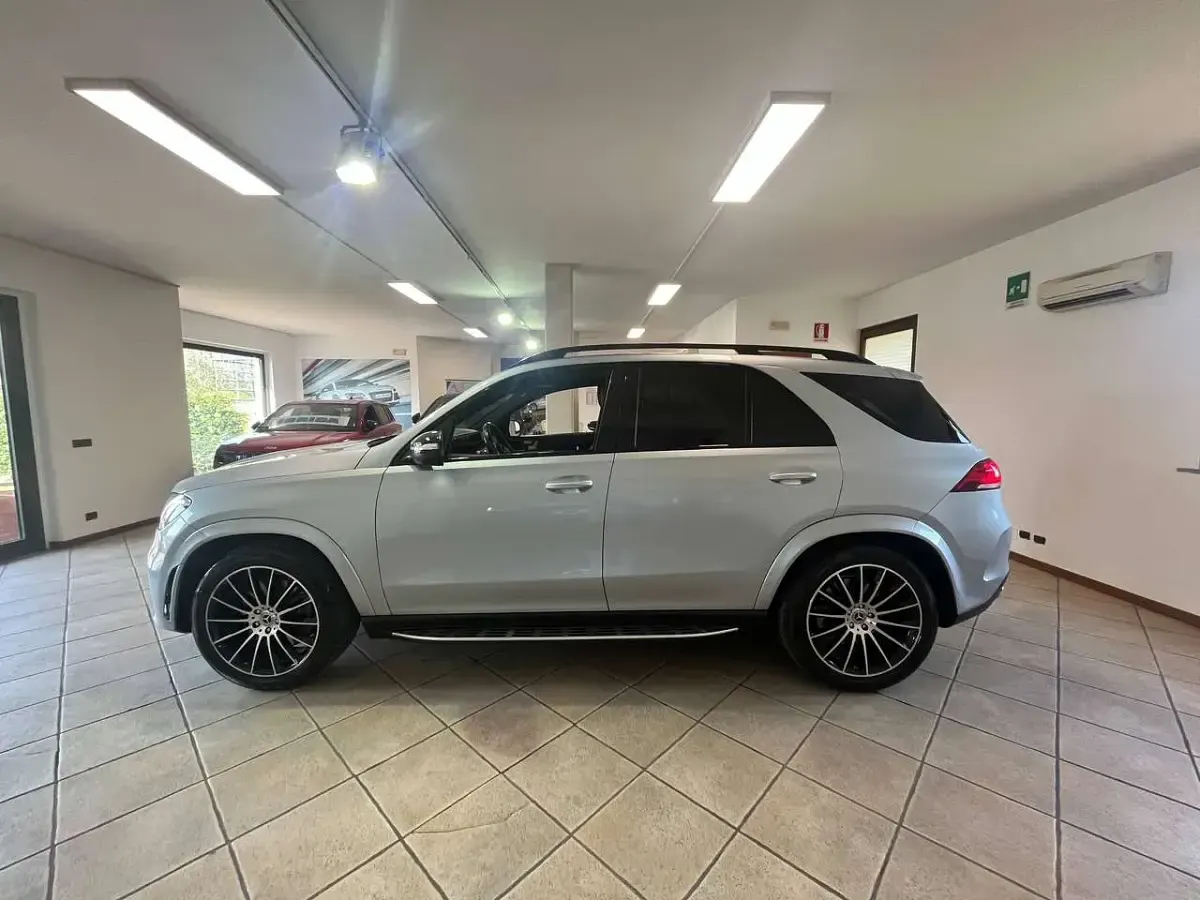 Usata Mercedes GLE300 Premium Plus 272 CV (200 kW) 2022 Argento SUV