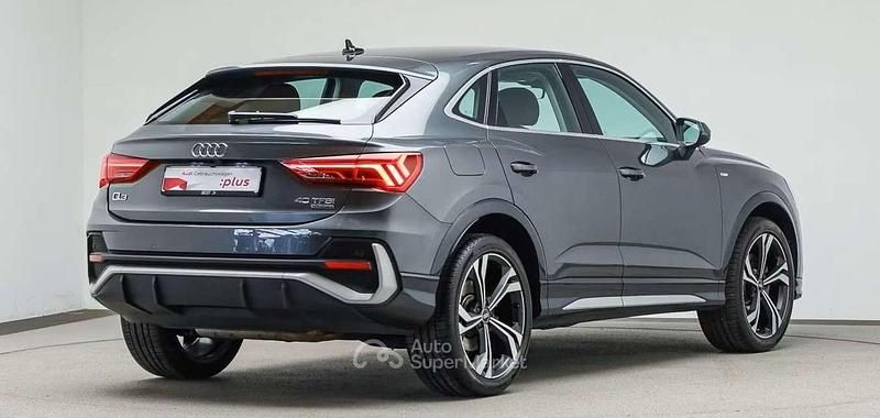 Usata Audi Q3 Sportback S-Line 190 CV (139 kW) 2022 Grigio SUV