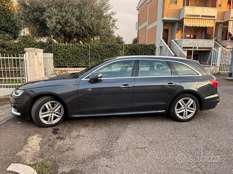 Occasion Audi A4 190 PK (139 kW) 2021 Grijs Stationwagen