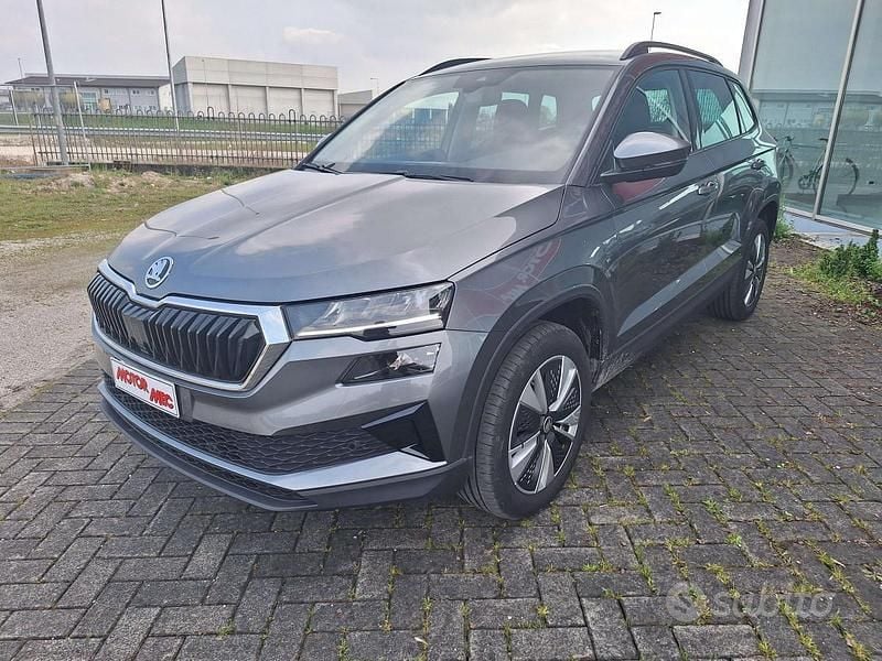 Usata Skoda Karoq Executive 150 CV (110 kW) 2022 Grigio SUV