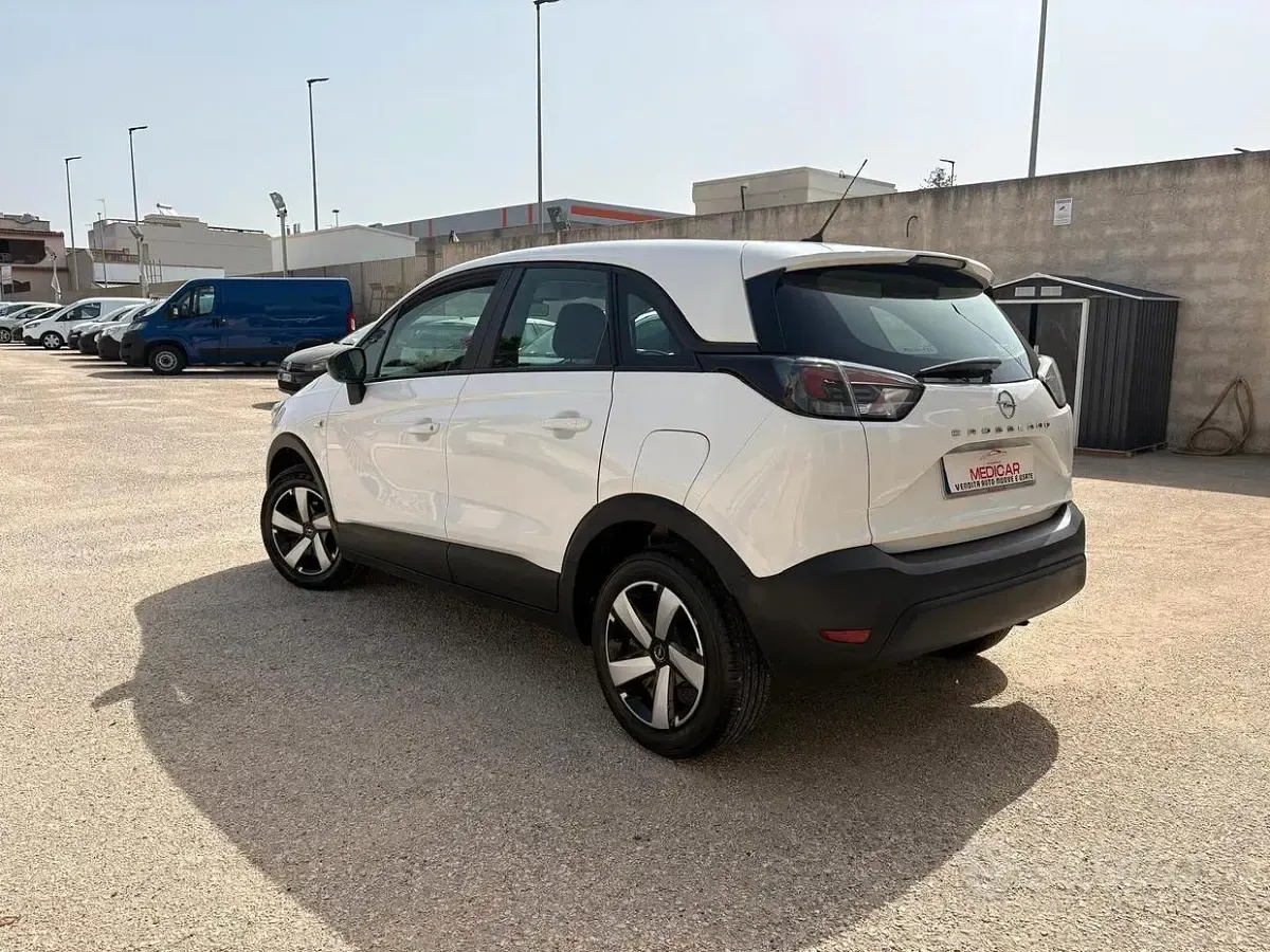 Usata Opel Crossland Edition 110 CV (80 kW) 2022 Bianco SUV