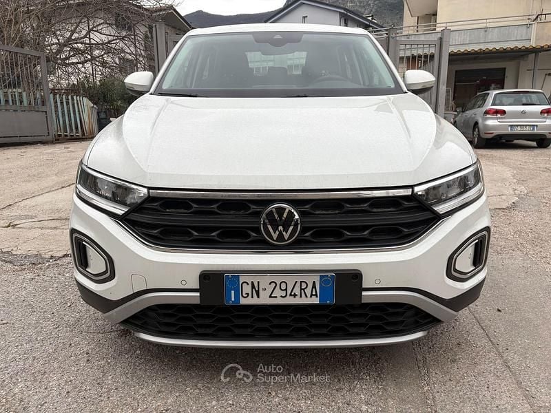 Usata VW T-Roc Life 110 CV (80 kW) 2023 SUV
