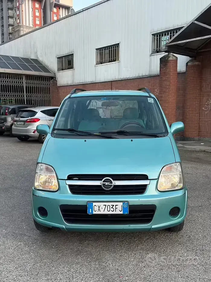 Usata Opel Agila 80 CV (58 kW) 2005 Bluazzurro Monovolume