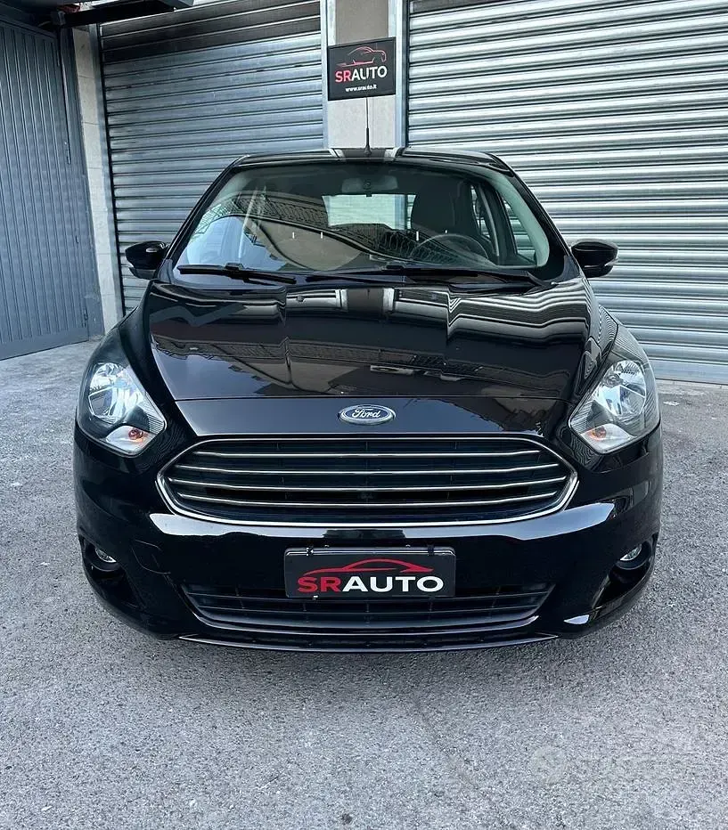 Usata Ford Ka Plus Ultimate 85 CV (62 kW) 2017 Nero Utilitaria