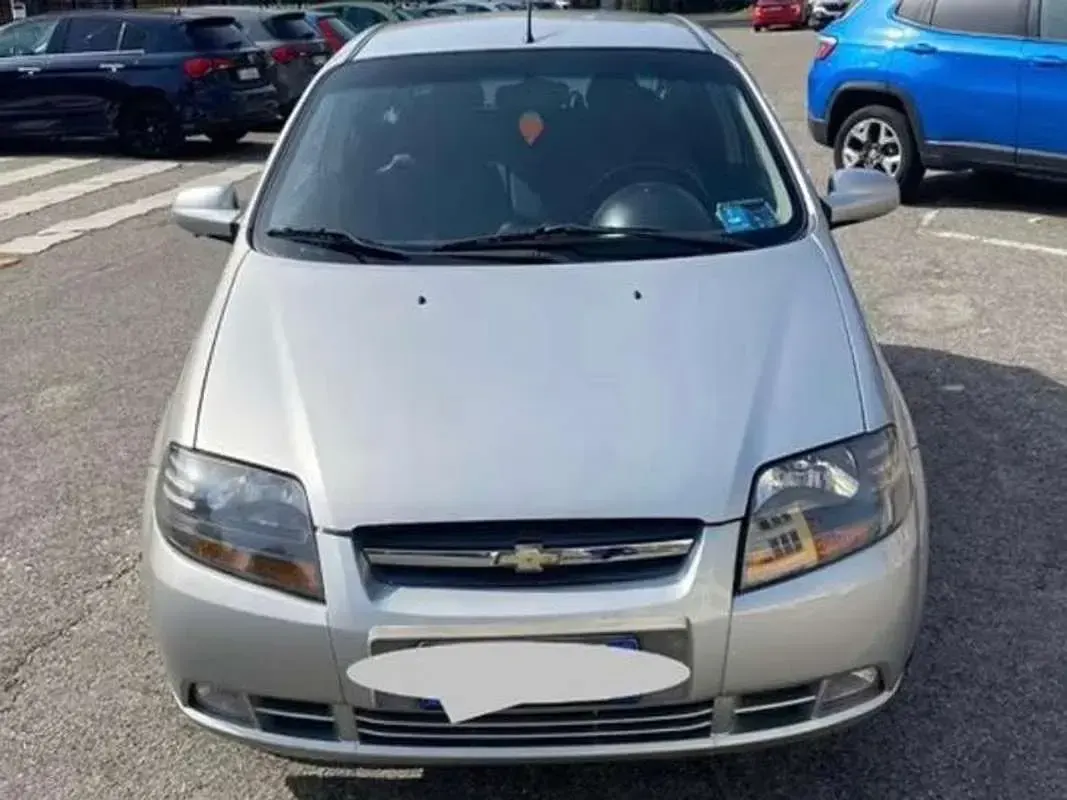 Usata Chevrolet Aveo LS 84 CV (61 kW) 2008 Argento Berlina