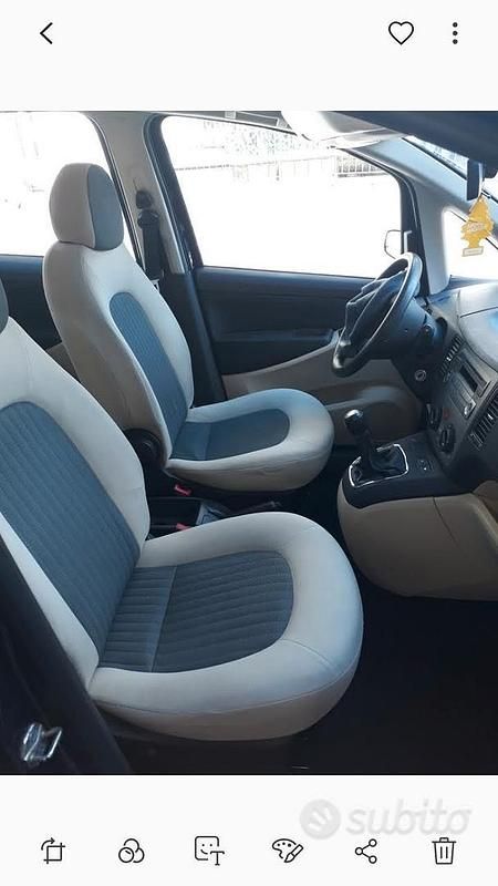 Usata Lancia Musa 90 CV (66 kW) 2006 Blu Monovolume