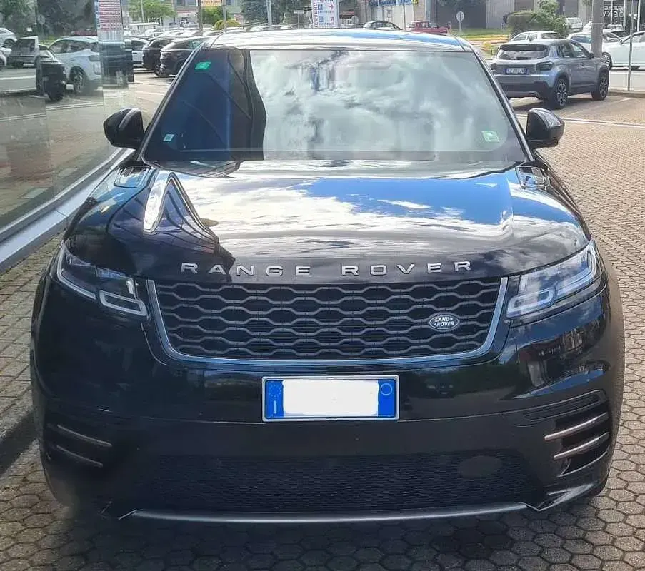 Usata Land Rover Range Rover Velar R-Dynamic 179 CV (131 kW) 2021 Nero SUV