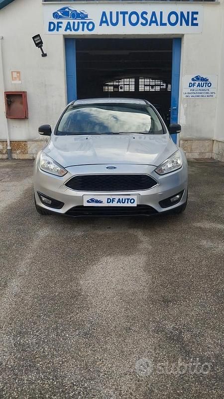 Grigio Usata 2016 Ford Focus Titanium X Berlina | 4850 € (Super prezzo) - Immagine 1/4