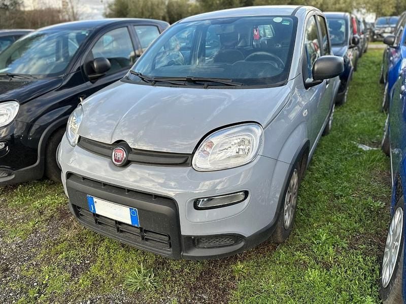 Usata Fiat Panda S 70 CV (51 kW) 2023 Grigio moda Utilitaria