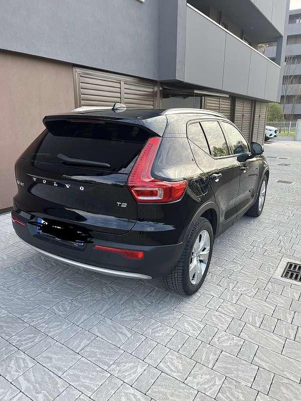 Usata Volvo XC40 Momentum 129 CV (94 kW) 2021 SUV