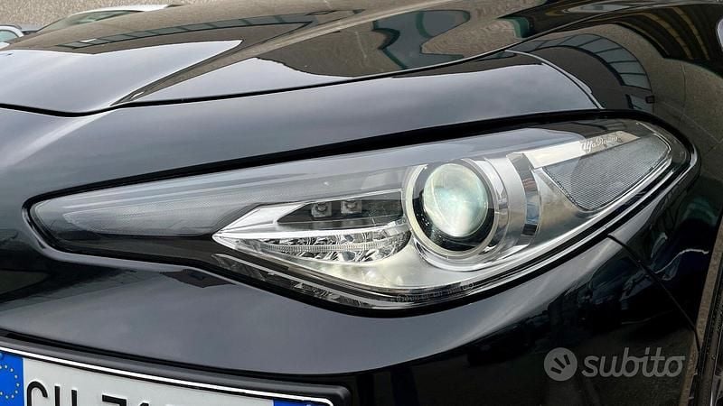Usata Alfa Romeo Giulia Veloce 280 CV (205 kW) 2021 Nero Berlina