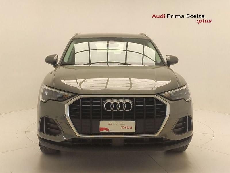 Usata Audi Q3 Business 150 CV (110 kW) 2022 Grigio chronos SUV