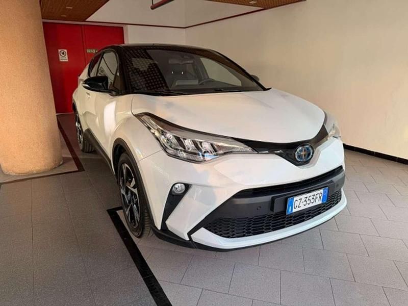 Usata Toyota C-HR Trend 152 CV (111 kW) 2023 Bianco SUV