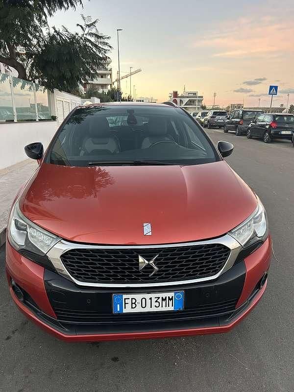 Usata 2015 Citroën DS4 Due volumi | 8500 € (Molto cara) - Immagine 1/4
