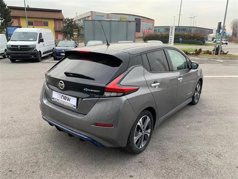 Usata Nissan Leaf Tekna 160 kW (218 CV) 2021 Grigio Utilitaria