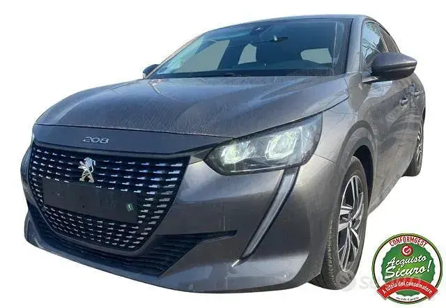 Usata Peugeot 208 Allure 101 CV (74 kW) 2021 Grigio Utilitaria