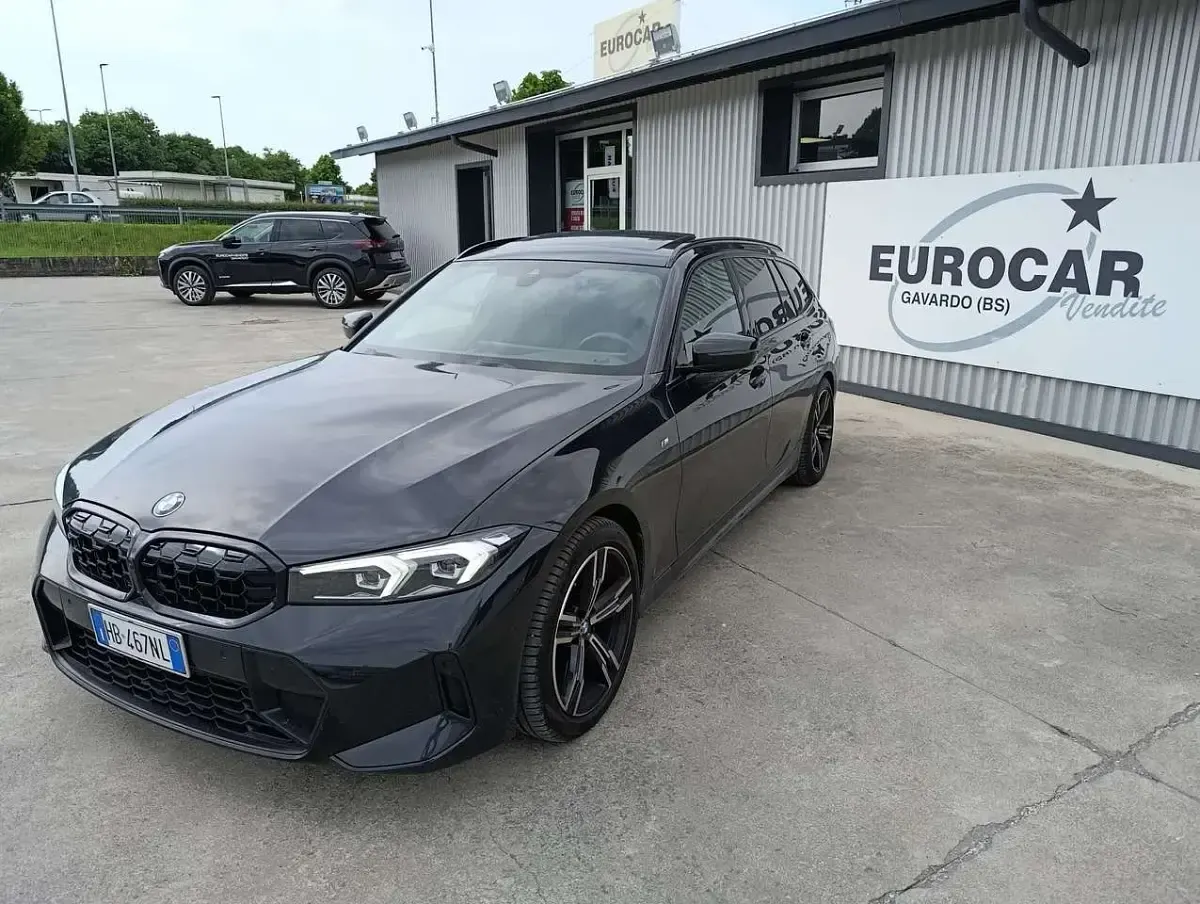 Usata BMW 318 M Sport 156 CV (114 kW) 2024 Nero Station wagon