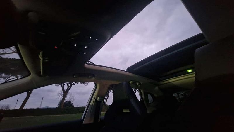 Usata MG HS Luxury 162 CV (119 kW) 2023 Bianco SUV