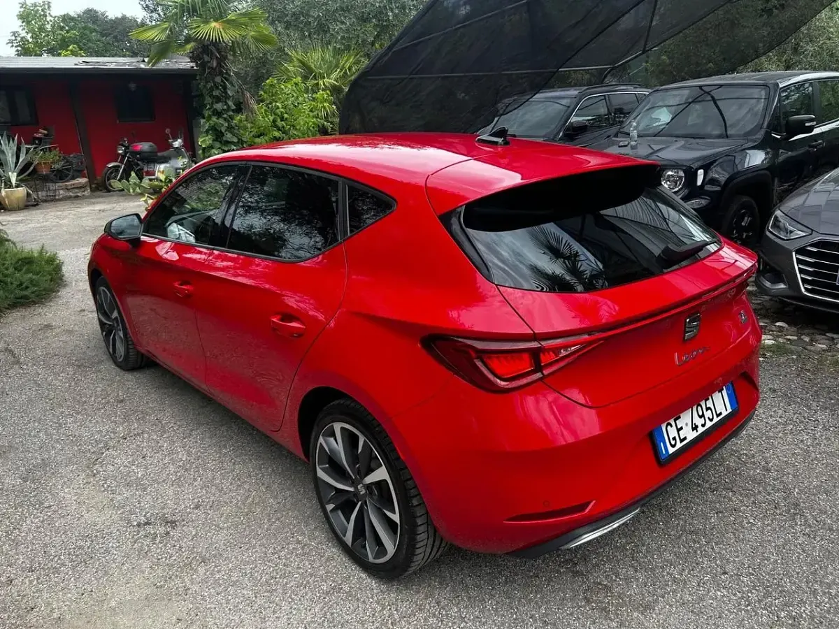 Usata Seat Leon FR 150 CV (110 kW) 2021 Rosso Berlina