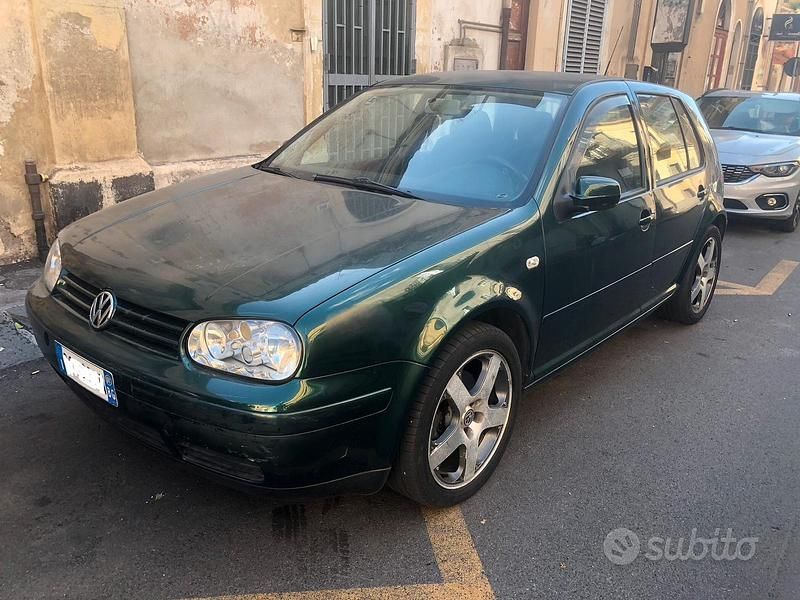 Usata VW Golf IV 116 CV (85 kW) 2002 Berlina