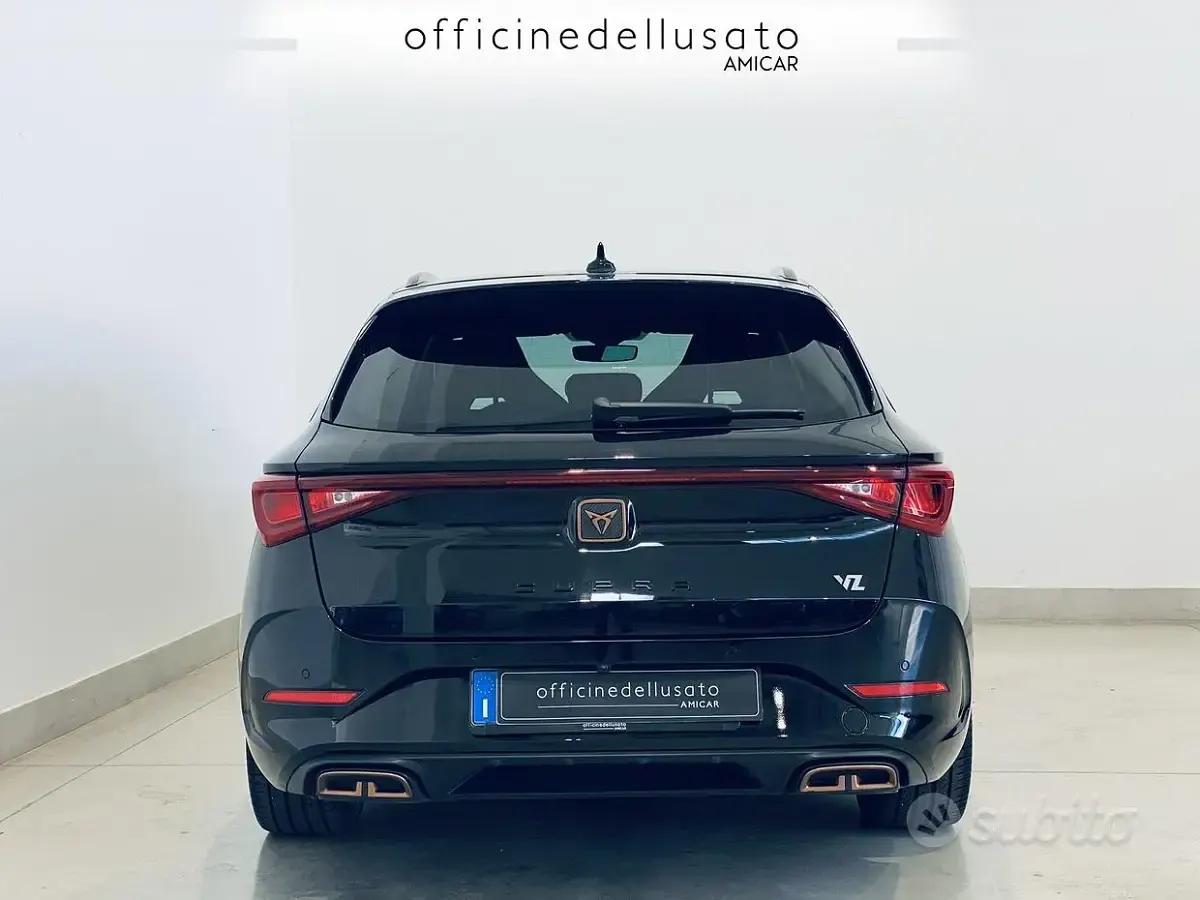 Usata Cupra Leon VZ 245 CV (180 kW) 2024 Nero midnight Station wagon