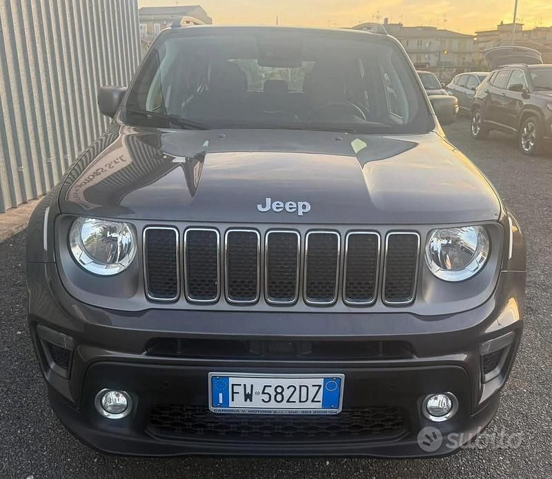 Usata Jeep Renegade Limited 120 CV (88 kW) 2019 Grigio SUV