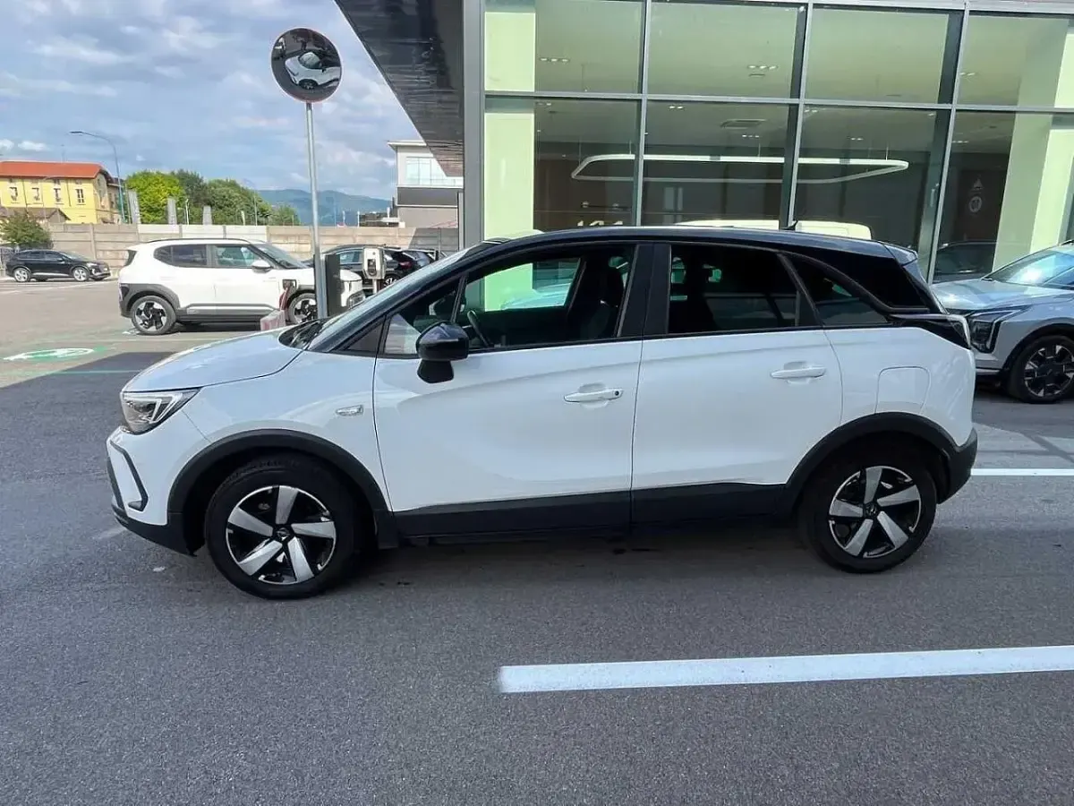 Usata Opel Crossland 83 CV (61 kW) 2022 Nero SUV