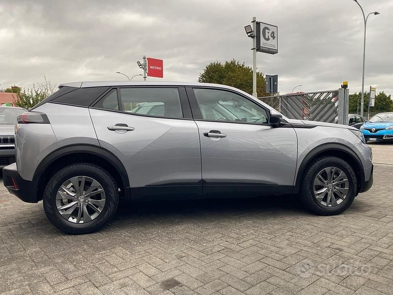 Usata Peugeot 2008 Allure 131 CV (96 kW) 2020 Grigio SUV