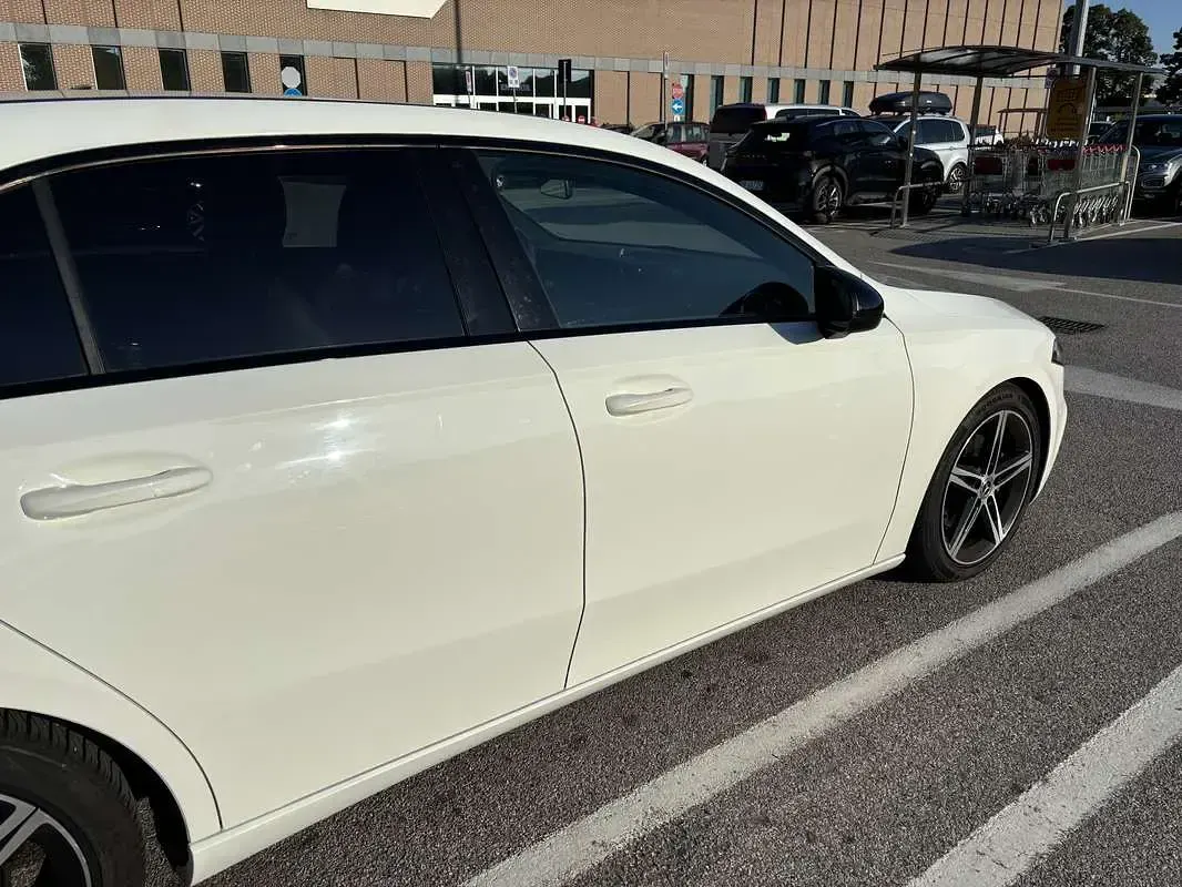Usata Mercedes A200 150 CV (110 kW) 2020 Berlina