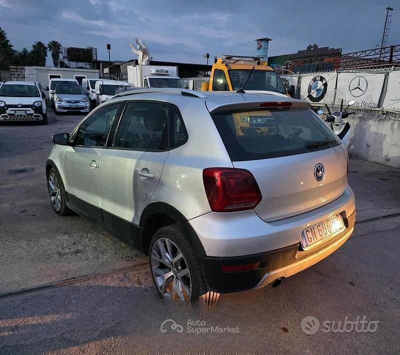 Usata VW Polo Cross 90 CV (66 kW) 2017 Utilitaria
