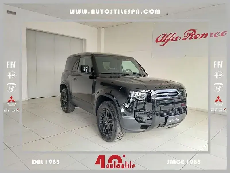 Usata Land Rover Defender S 200 CV (147 kW) 2024 SUV